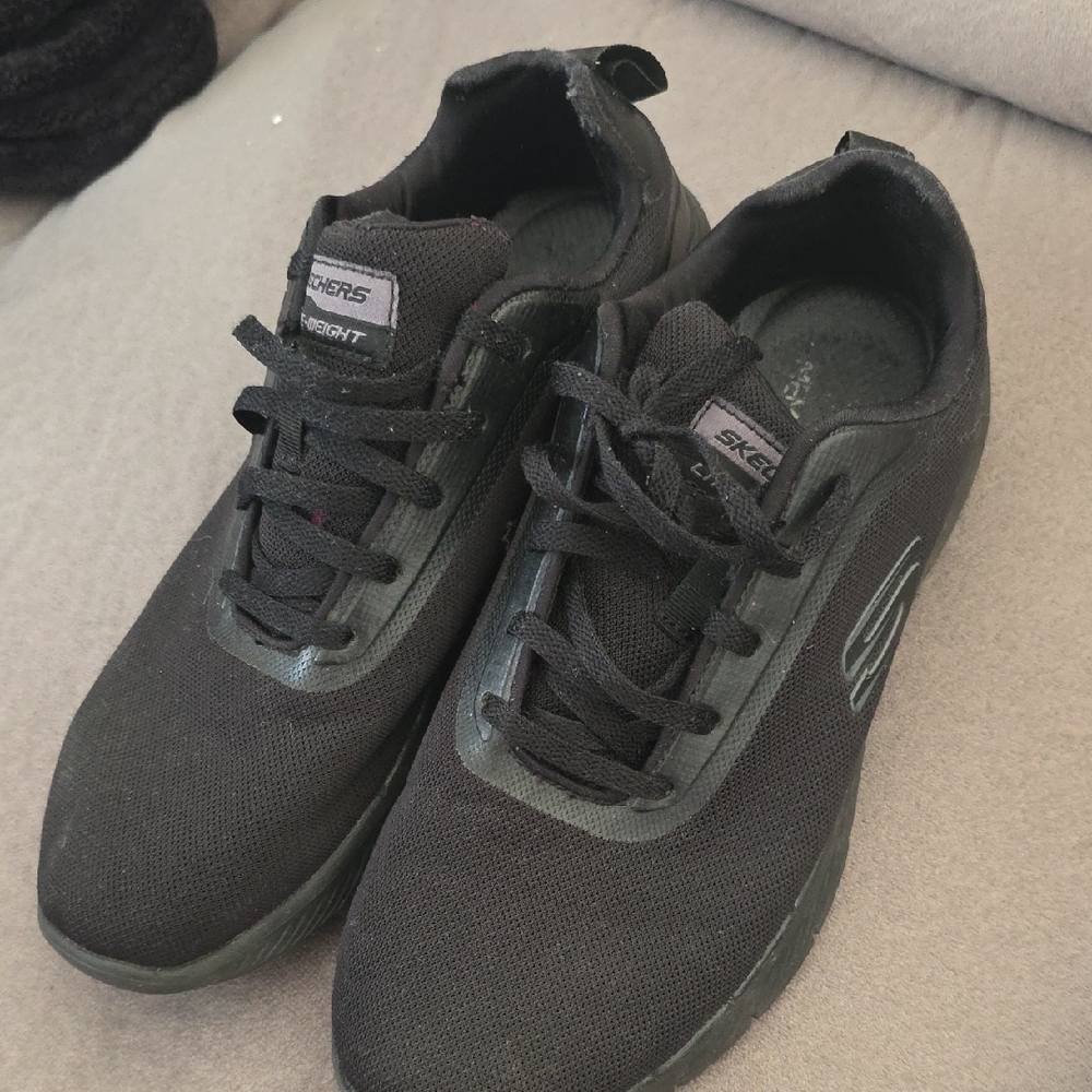 💚5/$20💚 Skechers Men's Black Sneakers